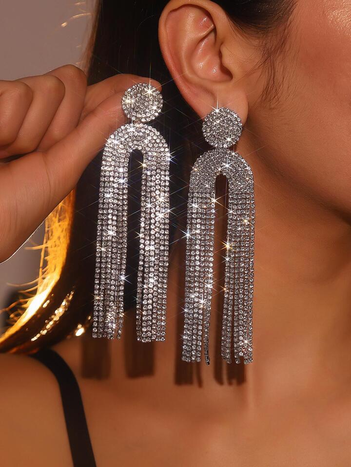 Glitzy Glam