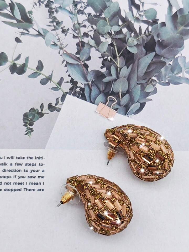 Golden Elegance